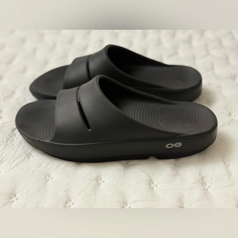 Recover In The Men's OOFOS Ooahh Slide Sandal Men Size 5 Women 7 Comfy Classic